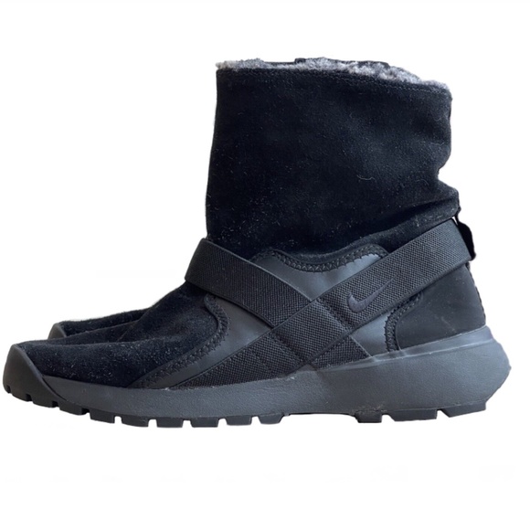 Nike Golkana Triple Black Suede Faux Fur Winter Boot / Bootie, Sz 7.5 - Picture 7 of 13